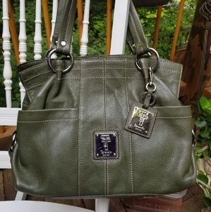 Tignanello Leather handbag EUC😍 MAKE AN OFFER😀